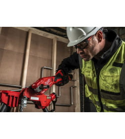 Труборез аккумуляторный по нержавеющей стали Milwaukee M12PCSS-0
