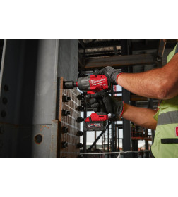 Гайковерт аккумуляторный Milwaukee M18 FHIW2F12-0X