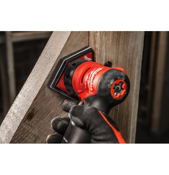 Дельташлифовальная машина аккумуляторная точечная Milwaukee M12 FDSS-0B (4933479680) 