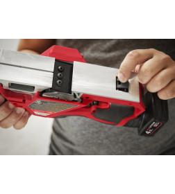 Рубанок аккумуляторный Milwaukee M12BLP-0X