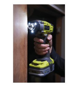 Винтовёрт ударный аккумуляторный RYOBI RID1801M ONE+