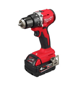 Дрель-шуруповерт аккумуляторная ударная Milwaukee M18 BLPDRC-422C