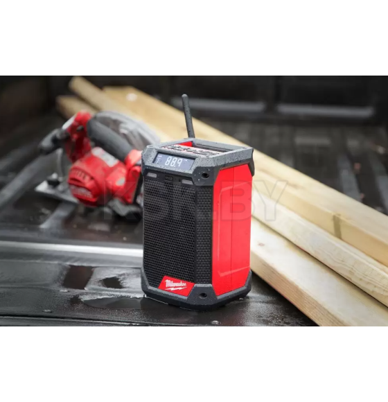 Радио аккумуляторное DAD+/зарядное устройство Milwaukee M12 RCDAB+ (4933472114) 