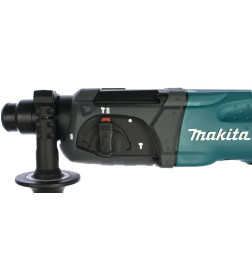 Перфоратор MAKITA HR 2470 в чемодане