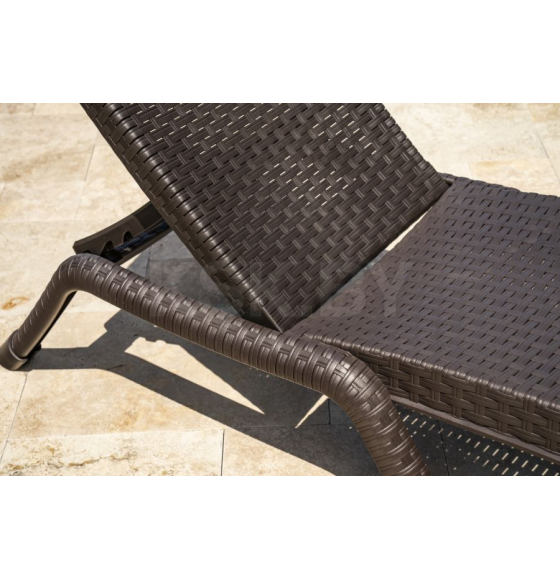 Шезлонг Keter ROMA SUN LOUNGER (коричневый) (03085)