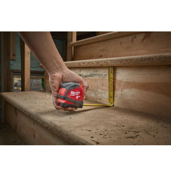 Рулетка  8м х 25мм Milwaukee Pro (4932459594) 