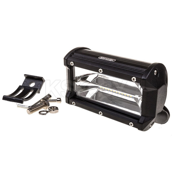 Фара светодиодная OFF ROAD 130*75*60мм прямоугольная 12V/24V 72W 6000К SKYWAY 24 диода Ближний свет (S07201055) 