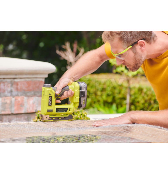 Пистолет скобозабивной аккумуляторный RYOBI R18ST50-0 ONE+ (5133004496) 