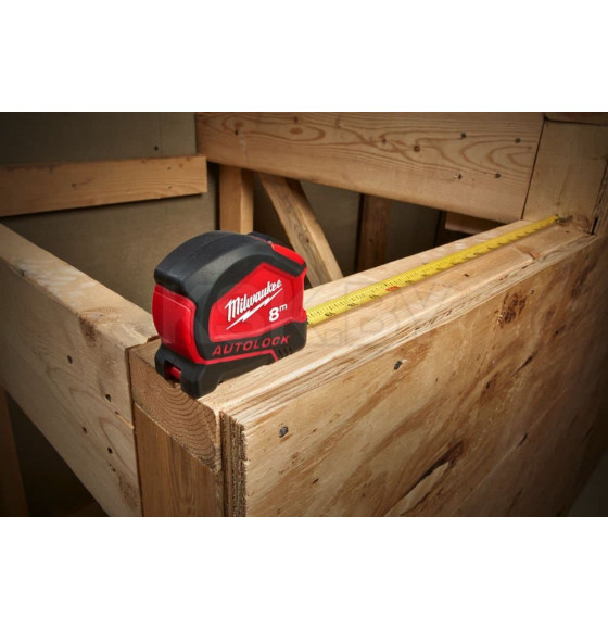 Рулетка  8м х 25мм Milwaukee AUTOLOCK (4932464664) 