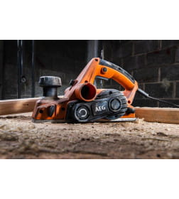 Рубанок электрический AEG PL700