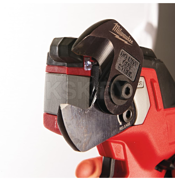 Кабелерез аккумуляторный Milwaukee M12 CC-0 (4933431600) 