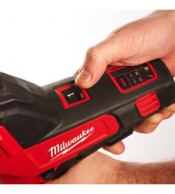 Кабелерез аккумуляторный Milwaukee M12 CC-0