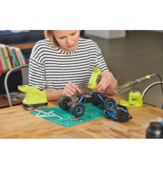 Пистолет клеевой RYOBI RGLM18-0 (без батареи) ONE + (5133005001) 