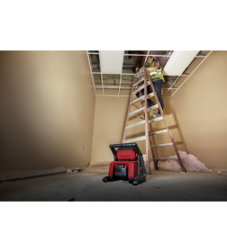 Фонарь аккумуляторный высокомощный M18 Milwaukee HOAL-0