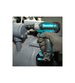 Гайковерт ударный аккумуляторный MAKITA TW141DZ