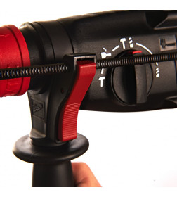 Перфоратор Milwaukee PH 28