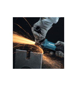 Углошлифмашина MAKITA 9558HPG в кор.