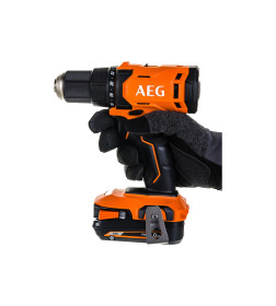 Дрель-шуруповерт аккумуляторная AEG BS18G4-202C