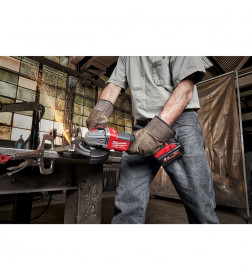 Углошлифмашина аккумуляторная Milwaukee M18 FHSAG125 XPDB-0X FUEL