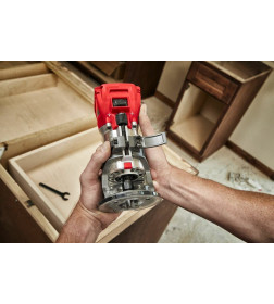 Фрезер кромочный аккумуляторный Milwaukee M18 FTR8-0X