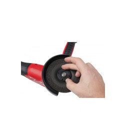 Углошлифмашина аккумуляторная Milwaukee M18 ONEFSAG 125XB-0X FUEL