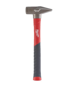 Молоток инженерный 1000 гр с рукояткой из стекловолокна Milwaukee 4932478665