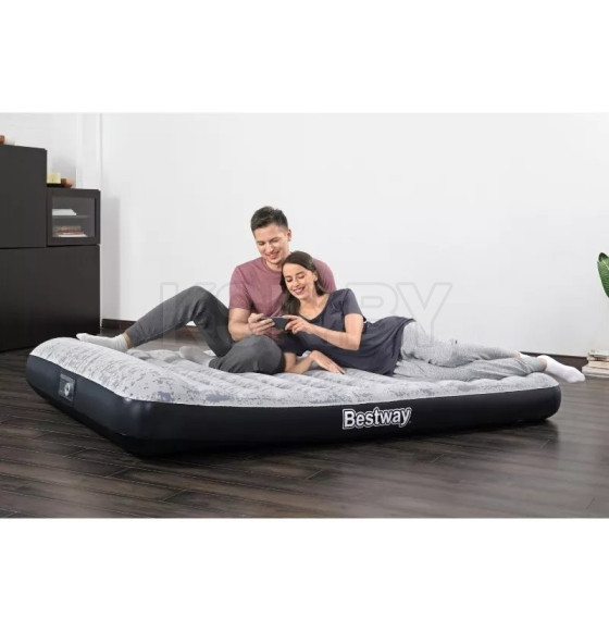 Кровать надувная Bestway Queen, 203 x 152 x 30 см, со встроенным электронасосом (67836)
