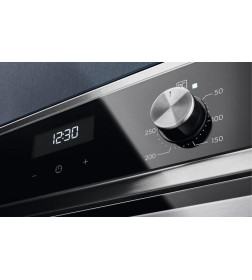 Духовой шкаф электрический Electrolux EOF5C50BX