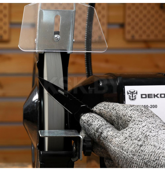 Точило DEKO DKGM400-200 (063-4324) 