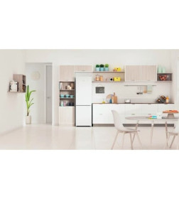 Холодильник Indesit ITR 4180 W