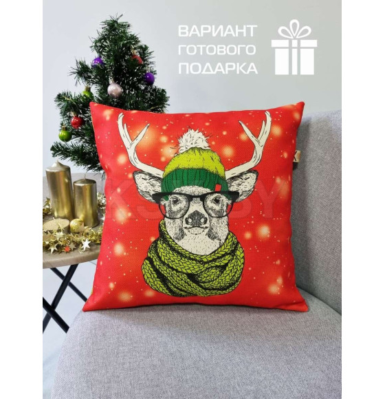 Подушка декоративная MATEX HAPPY NEW YEAR. CHRISTMAS. ОЛЕНЬ В ЗЕЛЕНОЙ ШАПКЕ.. Размер: 38x38 Цвет: Красный, фисташковый (37-682) 