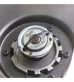 Углошлифмашина аккумуляторная Milwaukee M18 FLAG230XPDB-121C FUEL (Li-Ion12Ач) 4933464115
