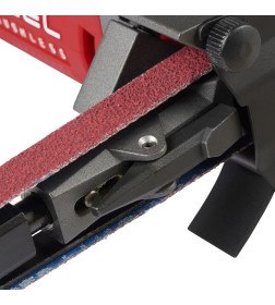 Шлифмашина ленточная аккумуляторная Milwaukee M12 FBFL13-402B 4933480961