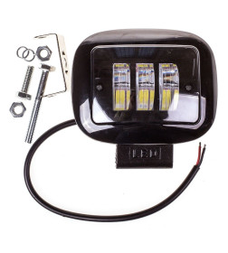 Фара светодиодная OFF ROAD 120х100(120)х60 мм прямоугольная 12V/24V 30W 6000K (3 диода, дальний) SKYWAY S08401037