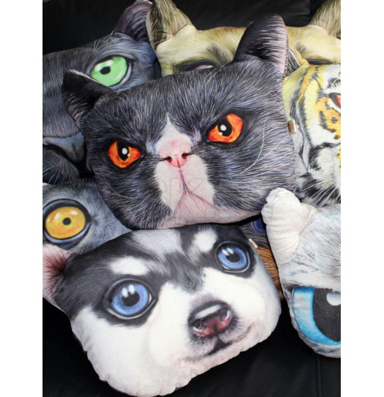 Подушка декоративная MATEX ANIMALS. МОПС. Размер: 41x38 Цвет: Темно-коричневый, бежевый (16-007) 