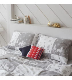 Постельное белье новогоднее LoveLife 2сп New year forest 175*215см,200*225см,50*70см-2штуки