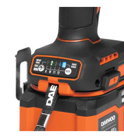 Винтоверт аккумуляторный DAEWOO DAX 3521Li SET