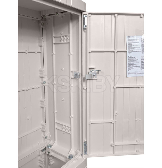 Шкаф с цоколем, полиэстер ШЭ-02, GRP, IP54, IK10, от -50 до +70 °С (800х1770х320 мм) TDM SQ0927-0002 (SQ0927-0002) 