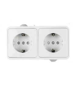 Розетка 2-я с з/к со шторкой о/у полугерметичная белая AQUA 3123 IN HOME 4690612003467