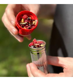 Термос БИОСТАЛЬ-ОХОТА NBR-ZR 1,2 л 2 чашки, ситечко (красный)