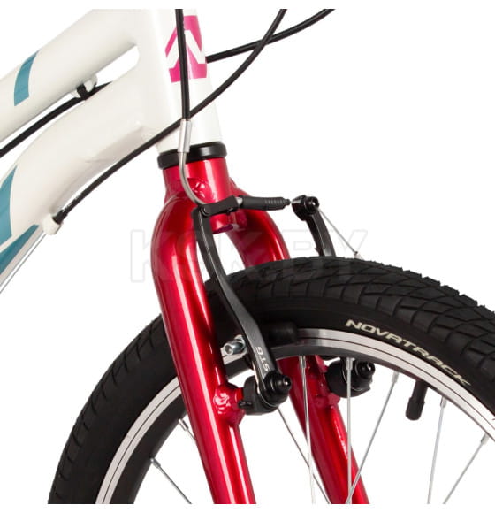 Велосипед NOVATRACK 20", NOVARA, белый, алюм., 6-скор, TY21/TS38/SG-6SI, V-brake (173614 20AHV.NOVARA.WT5) 