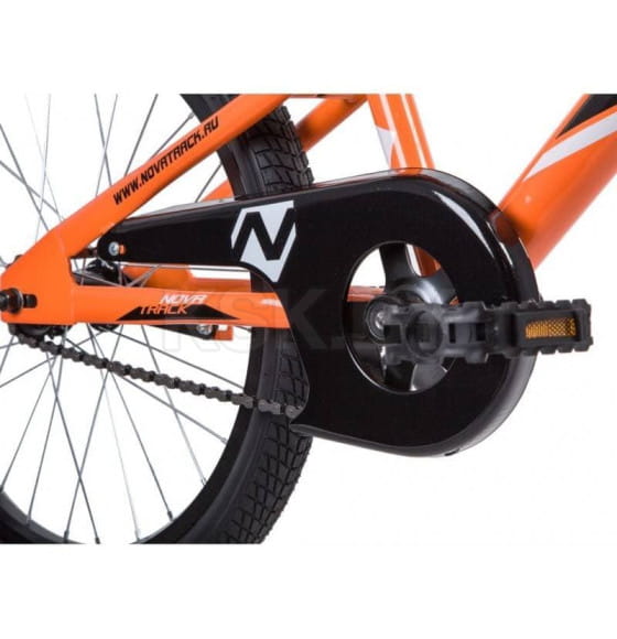 Велосипед NOVATRACK 20", JUSTER,  оранжевый, тормоз ножной, защита  А-тип, пластиковые крылья (163079 205JUSTER.OR23) 