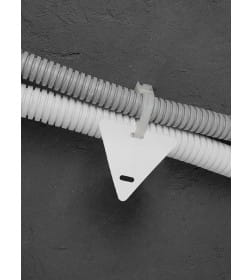 Бирка кабельная У-136 треугольник 62х62х62 мм (100 шт.) TDM SQ0555-0003