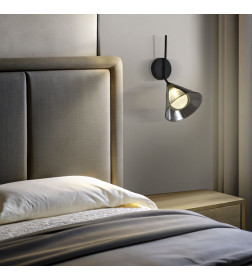 Настенный светильник со стеклянным плафоном 70161/1 черный Eurosvet