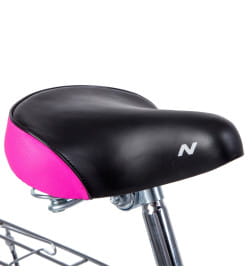 Велосипед NOVATRACK 20", CANDY, белый, полная защита цепи, тормоз нож., сумочка на руль, крылья и ба