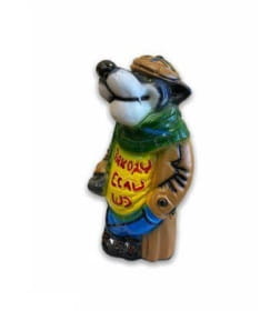 Фигура садовая волк в кепке размер 53х30 см арт. СФ-1193