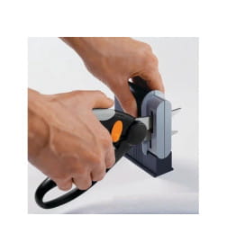 Точилка для ножниц 1000812 Clip-Sharp Fiskars