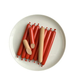 Лакомство "Деревенские лакомства" для кошек, колбаски "Докторские" с нежной говядиной, 60г.; Страна пр-ва: Китай