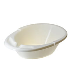 Ванночка для купания пластмассовая детская белая 94х54х27 см/38 л Бытпласт 431326516