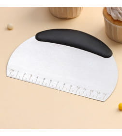 Шпатель кондитерский с размерной линейкой 16х11,5 см 3216340